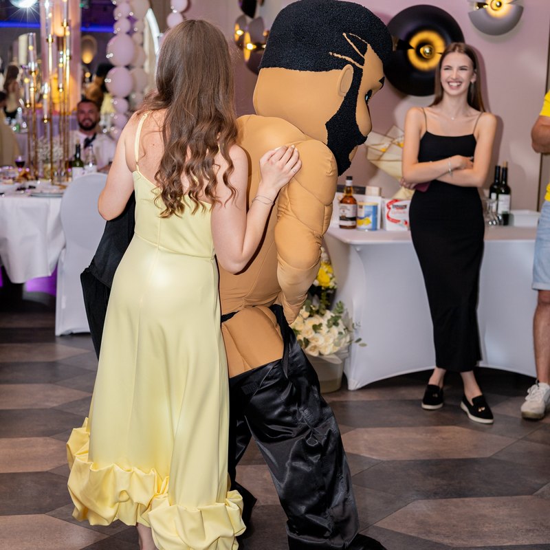 Polizist-Maskottchen PartyMoments Berlin – Auftritt 10